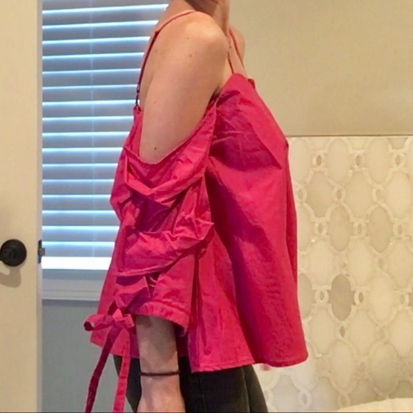 Fuchsia Cold Shoulder Trapeze-style INA Top sz Med - Picture 5 of 7